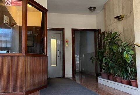 Trilocale viale Carlo Troya 2, Piazza Napoli, Milano